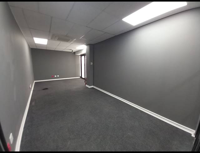 419M² OFFICE TO LET IN BRYANSTON